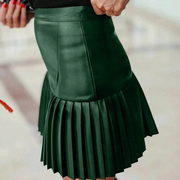 Dark Green Women's Casual Minimalist Pleated faux leather A-Line Skirt - Picture 2 of 5